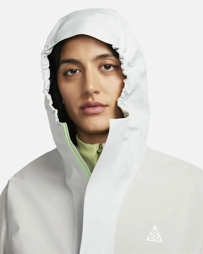 All Clothing Women Nike ACG 039Cascade Rain039 Photon Dustlight Iron Oresummit White