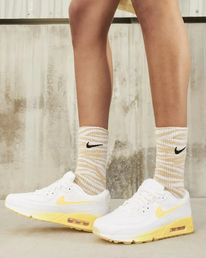 All Shoes Women Nike Air Max 90 SE Whitealabastersailcitron Pulse