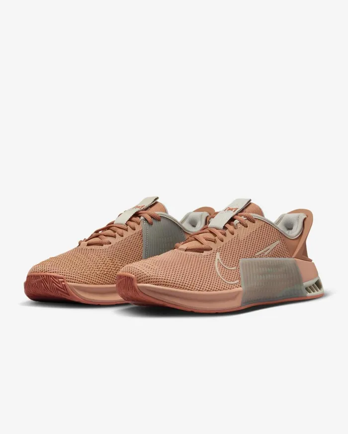 All Shoes Women Nike Metcon 9 EasyOn Amber Brownlight Bonemica Greenguava Ice