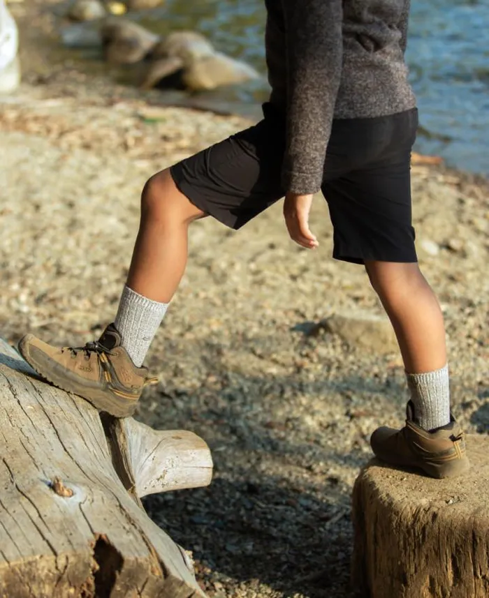 Big Kids039 Black Hiking Boots 8211 Targhee Mid WP Kids KEEN Boots Big Kids039 Black Hiking Boots 8211 Targhee Mid WP Kids KEEN Boots