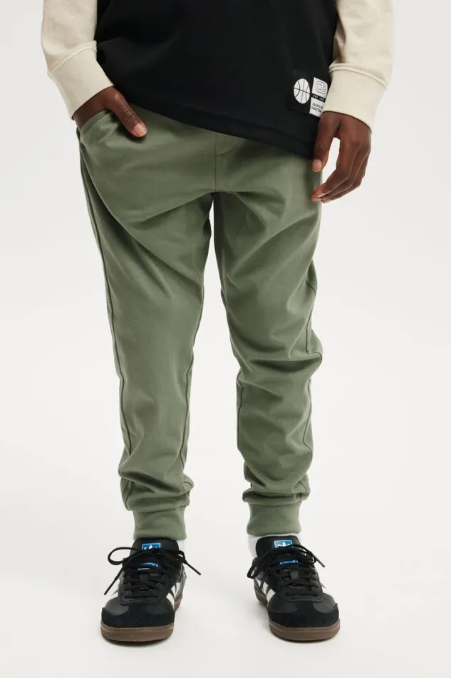Boys Pants and Jeans Cotton On Matty Lightweight Pant Swag Green