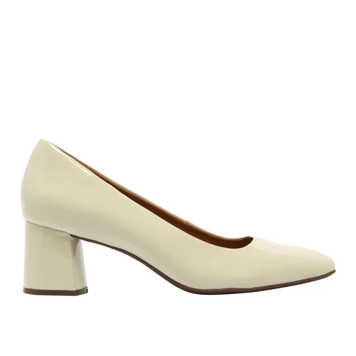 Carl Scarpa Medola Off White Patent Leather Courts Women Court Shoes