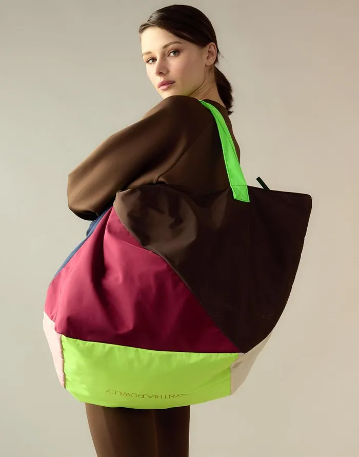 Cynthia Rowley Oversized Carryall Nylon Tote Women Accessories and Gifts Cynthia Rowley Oversized Carryall Nylon Tote Women Accessories and Gifts