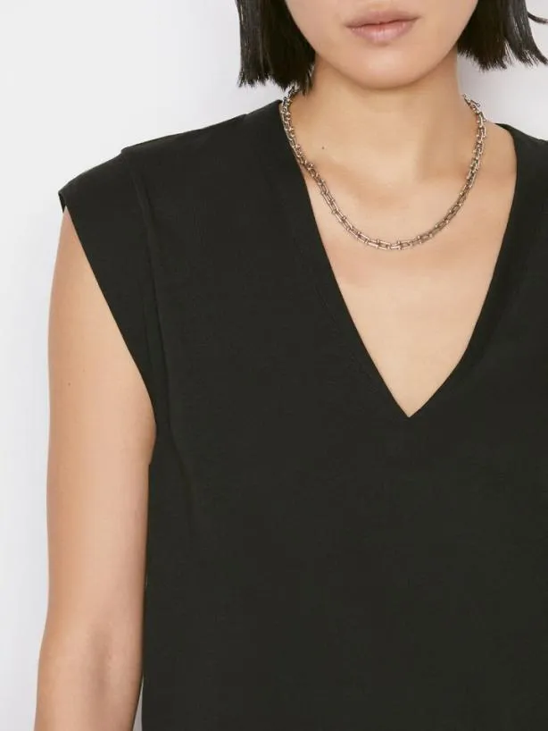 Frame Le High Rise V Neck Tee In Noir Noir Women Tanks and Tees Frame Le High Rise V Neck Tee In Noir Noir Women Tanks and Tees