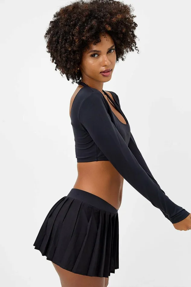 Frankies Bikinis Speedy Long Sleeve Crop Top Black Women Active
