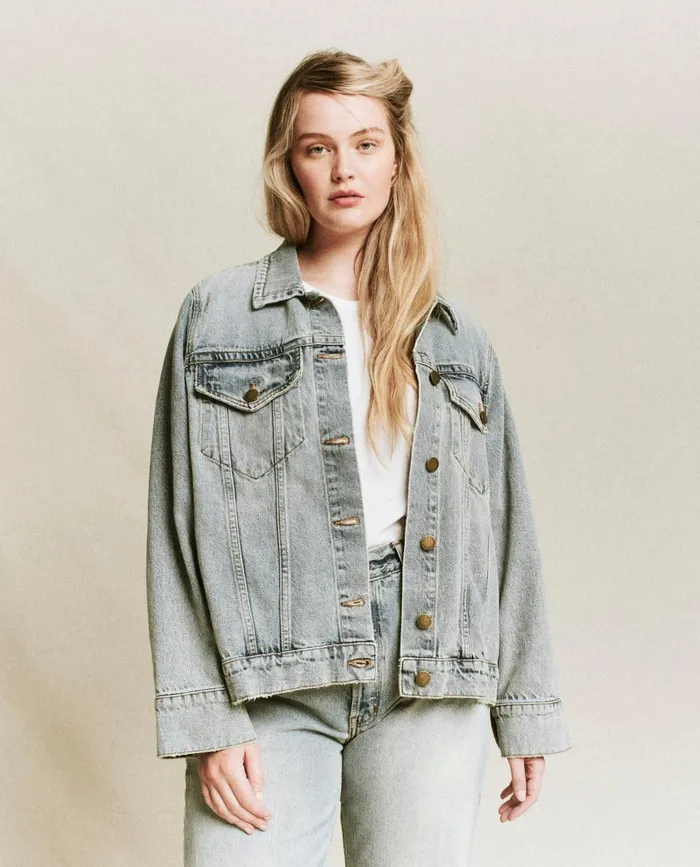 Jackets and Outerwear Women The Great The Slouchy Jean Jacket Derby Wash
