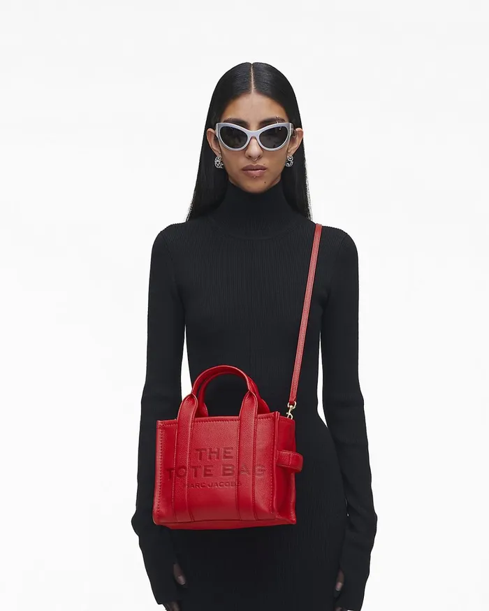 Marc Jacobs The Tote Bag Women The Leather Small Tote Bag True Red