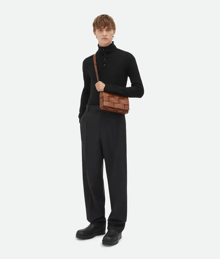Men Bottega Veneta Crossbody Cassette Bearnaturalfondant