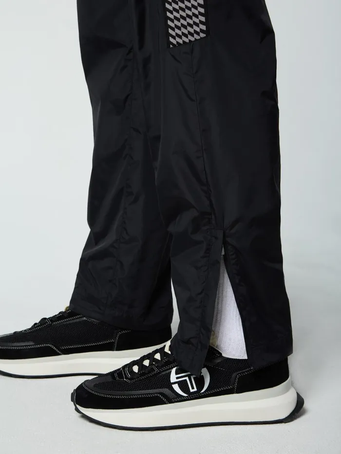 Men Nylon Sergio Tacchini Dama Track Pant Black Beauty