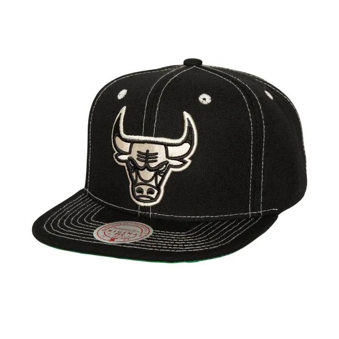 Mitchell and Ness Contrast Natural Snapback Chicago Bulls Men Hats and Headwear Mitchell and Ness Contrast Natural Snapback Chicago Bulls Men Hats and Headwear