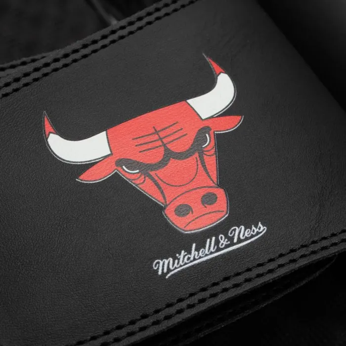 Mitchell and Ness HWC Logo Mitchell and Ness Slides Chicago Bulls Men Shoes Mitchell and Ness HWC Logo Mitchell and Ness Slides Chicago Bulls Men Shoes