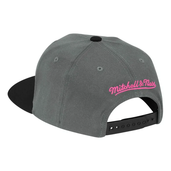 Mitchell and Ness Neon Lights Snapback HWC Philadelphia 76ers Men Hats and Headwear