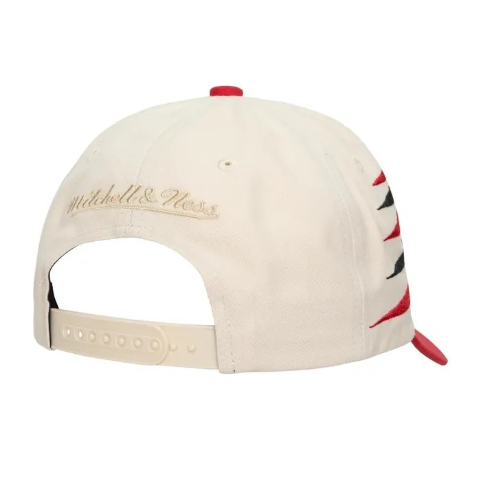Mitchell and Ness Off White Diamond Pro Snapback Chicago Bulls Men Hats and Headwear Mitchell and Ness Off White Diamond Pro Snapback Chicago Bulls Men Hats and Headwear