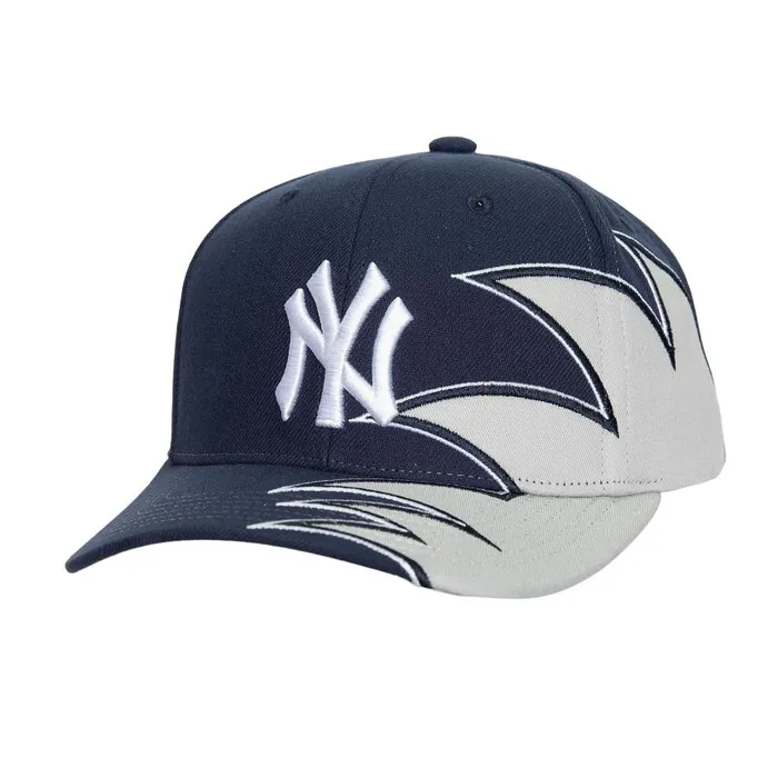 Mitchell and Ness Shark Pro Snapback New York Yankees Men Hats and Headwear