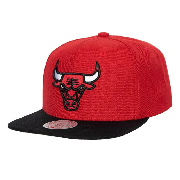 Mitchell and Ness Team 2 Tone 20 Snapback Chicago Bulls Men Hats and Headwear