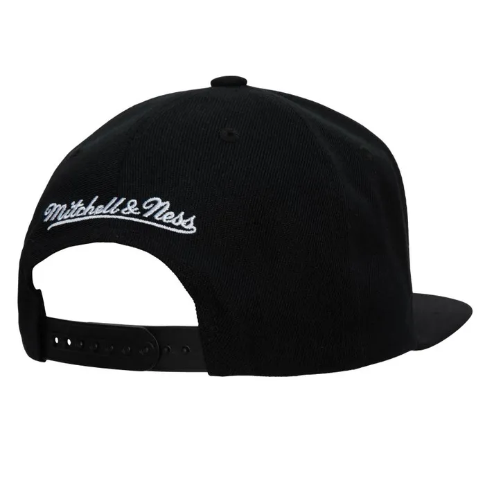 Mitchell and Ness Team Script 20 Snapback Los Angeles Lakers Men Hats and Headwear Mitchell and Ness Team Script 20 Snapback Los Angeles Lakers Men Hats and Headwear