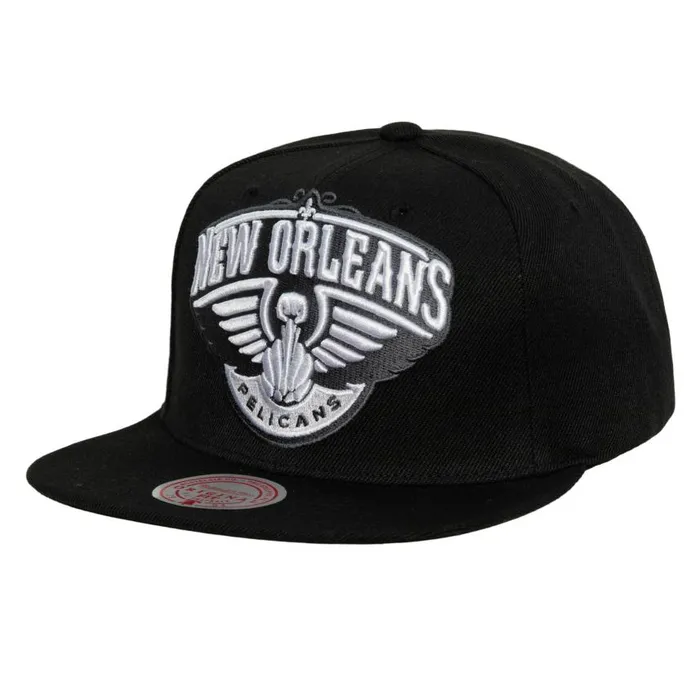 Mitchell and Ness XL BWG Snapback New Orleans Pelicans Men Hats and Headwear