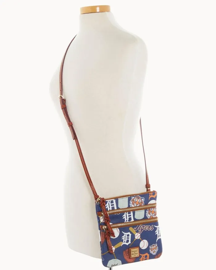 MLB Tigers North South Triple Zip Crossbody Tigers Women Dooney and Bourke Crossbodies MLB Tigers North South Triple Zip Crossbody Tigers Women Dooney and Bourke Crossbodies
