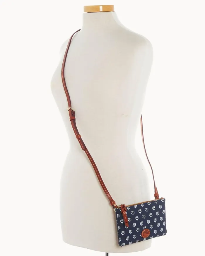 MLB Twins Top Zip Crossbody Twins Women Dooney and Bourke Crossbodies MLB Twins Top Zip Crossbody Twins Women Dooney and Bourke Crossbodies