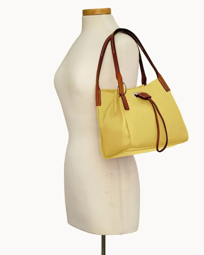 Oncour Twist Mini Full Up Butter Women Dooney and Bourke Mini Bags Oncour Twist Mini Full Up Butter Women Dooney and Bourke Mini Bags
