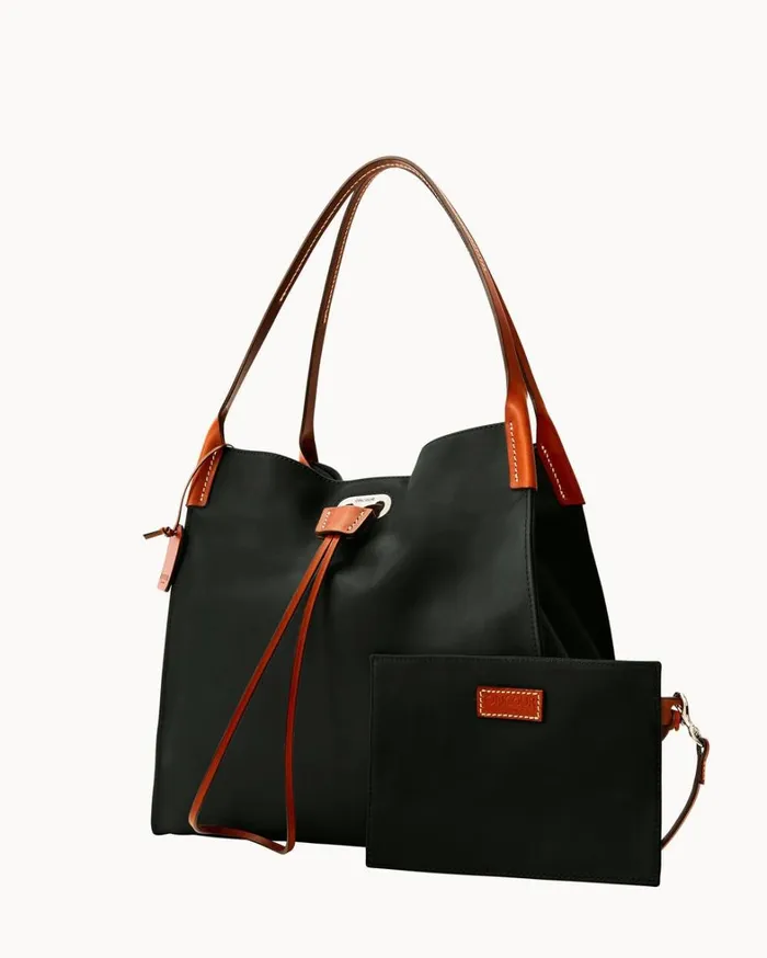Oncour Victoria Full Up Black Women Dooney and Bourke Shoulder Bags