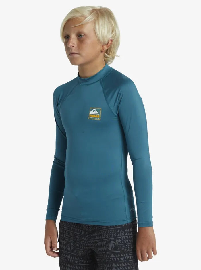 Quiksilver 816 Hawaii Badge UPF50 Long Sleeve Surf Tee Colonial Blue Boys Rashguards Quiksilver 816 Hawaii Badge UPF50 Long Sleeve Surf Tee Colonial Blue Boys Rashguards