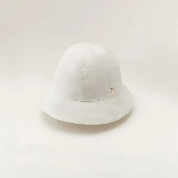Round Crown Hats Helen Kaminski Flora Off White