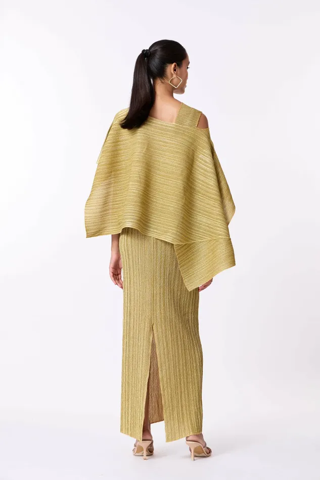 Scarlet Sage Dresses Kallista Cape Gown 8211 Gold 8211 Women