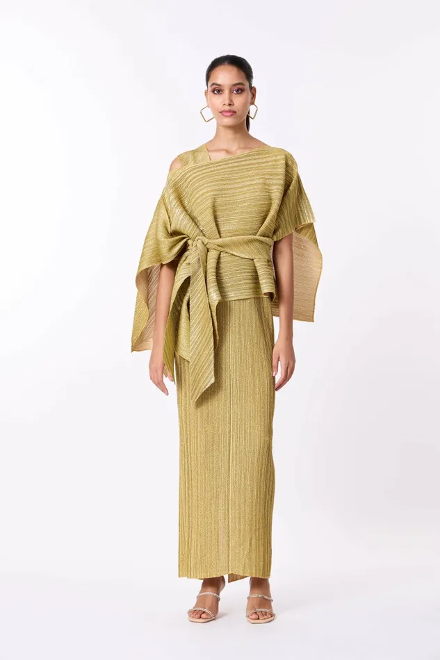 Scarlet Sage Dresses Kallista Cape Gown 8211 Gold 8211 Women