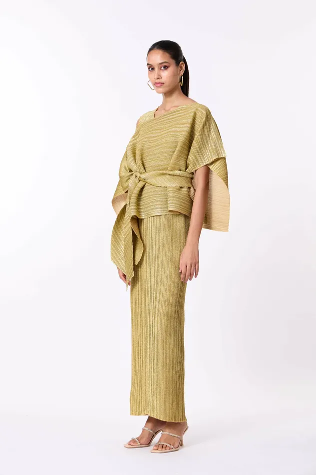 Scarlet Sage Dresses Kallista Cape Gown 8211 Gold 8211 Women