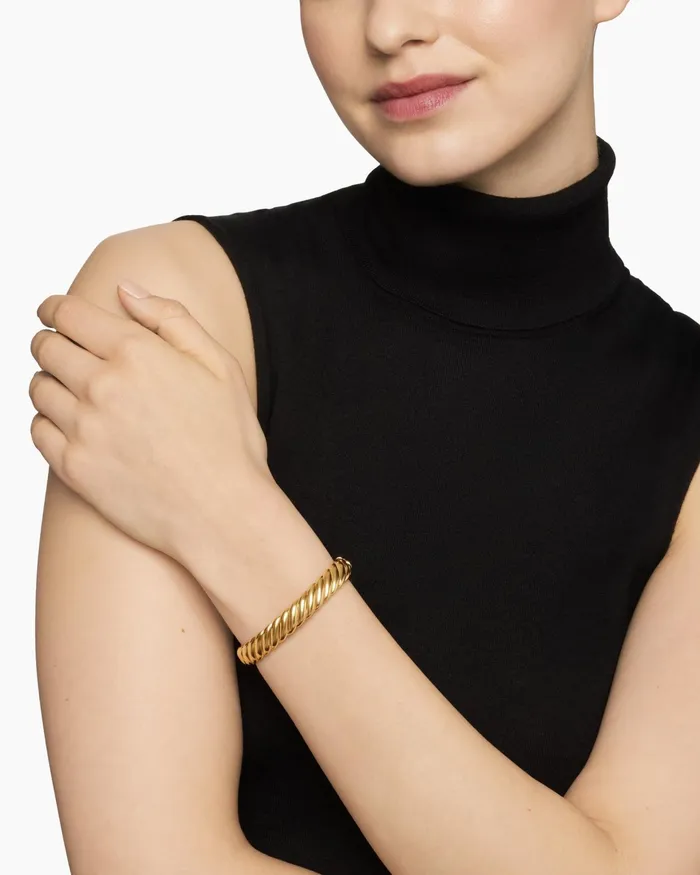 Sculpted Cable Bracelet In 18K Yellow Gold 10mm Women David Yurman Bangle Sculpted Cable Bracelet In 18K Yellow Gold 10mm Women David Yurman Bangle