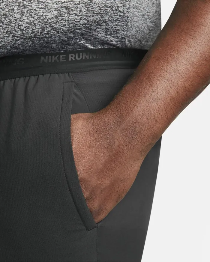 Shorts Men Nike Stride Blackblackblack