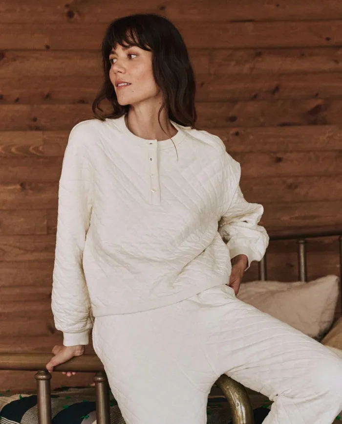Sleep Tops Women The Great The Quilted Henley Sleep Sweatshirt Washed White