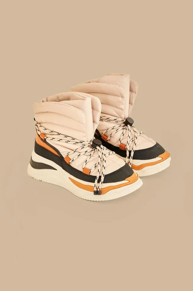 Women Boots and Sneakers Farm Rio Off White Matelasse Puffy Boot