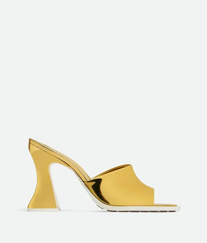 Women Bottega Veneta Sandals ChaCha Mule Gold White