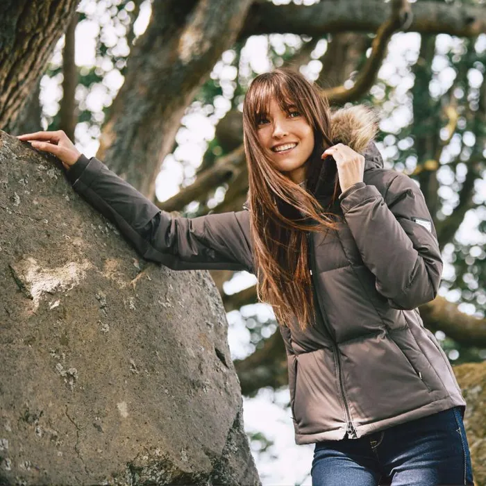 Women Jackets and Vests Ariat Altitude Down Jacket Banyan Bark