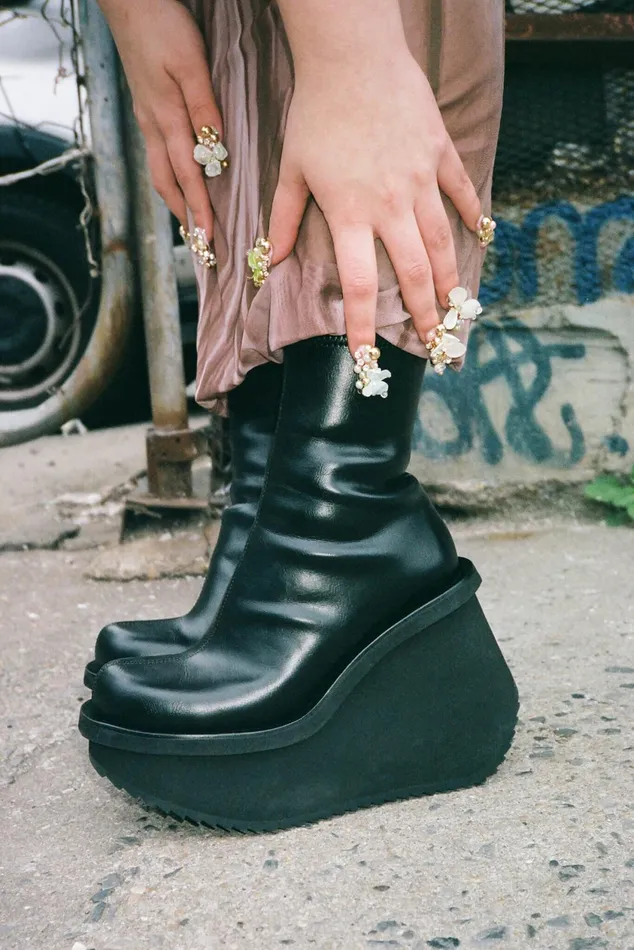 Women Jeffrey Campbell Boot CONSTRUCTS Black