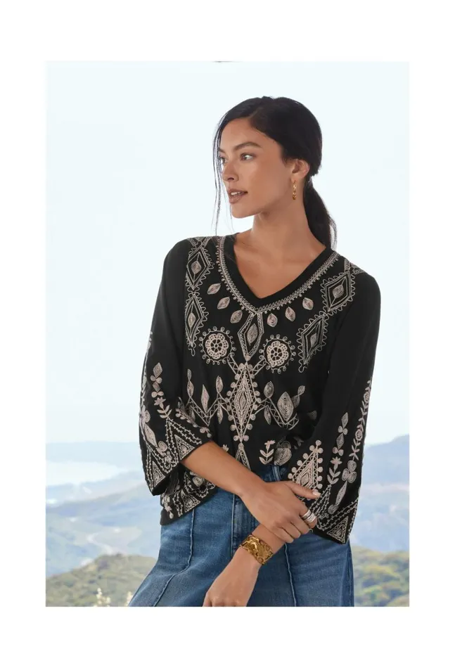 Women Liona VNeck Kimono Sleeve Tee Black Johnny Was Tops