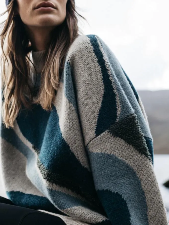 Women Shale Stitch Jumper Naturalblue Multi Finisterre Knitwear