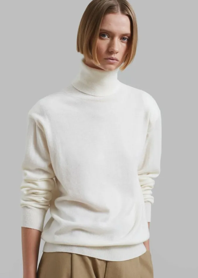 Women The Frankie Shop Ines Thin Padded Turtleneck 8211 Ivory Ivory