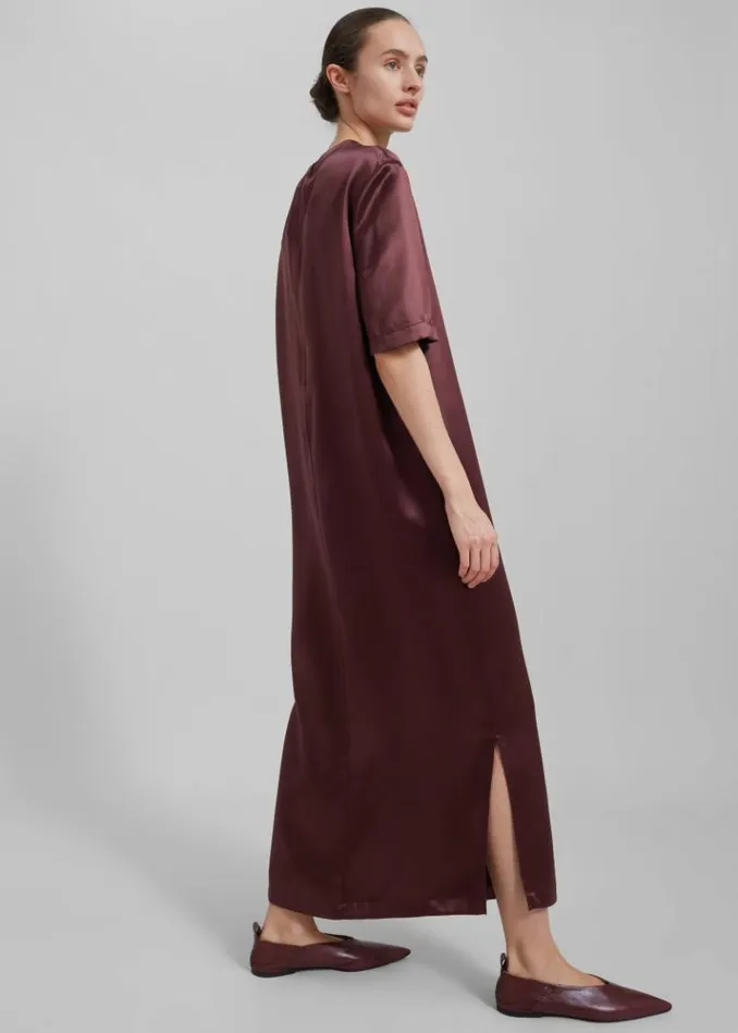 Women The Frankie Shop Loulou Studio Tuga Satin TShirt Dress 8211 Midnight Bordeaux Midnight Bordeaux