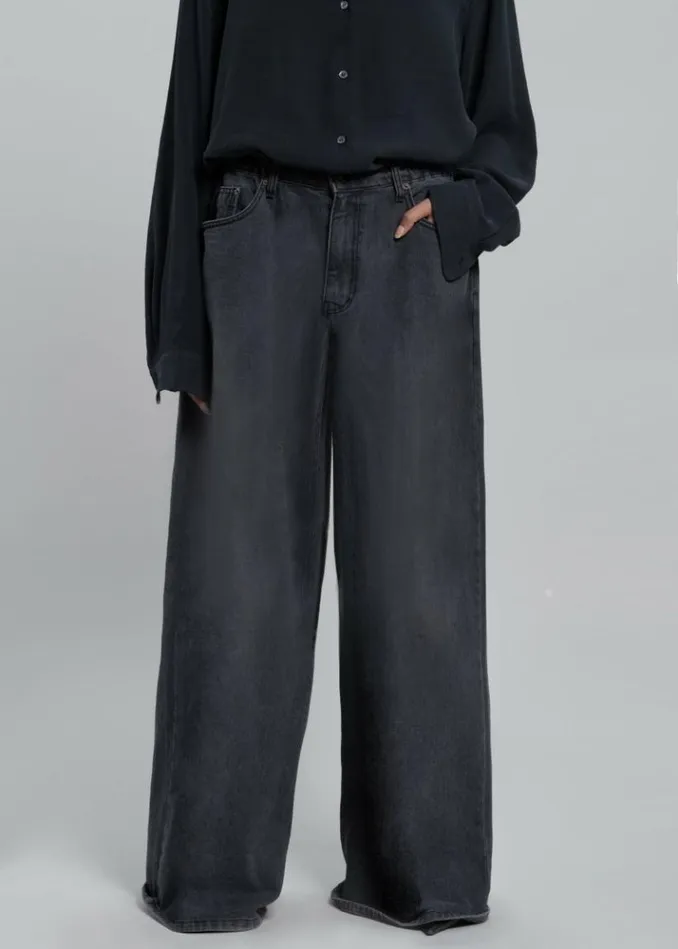 Women The Frankie Shop Sasha Wide Leg Jeans 8211 Dark Grey Dark Grey