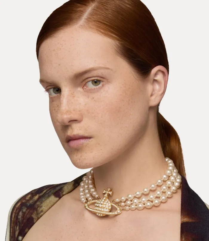 Women Three Row Pearl Bas Relief Choker Goldpearlcrystal Vivienne Westwood Necklaces Women Three Row Pearl Bas Relief Choker Goldpearlcrystal Vivienne Westwood Necklaces