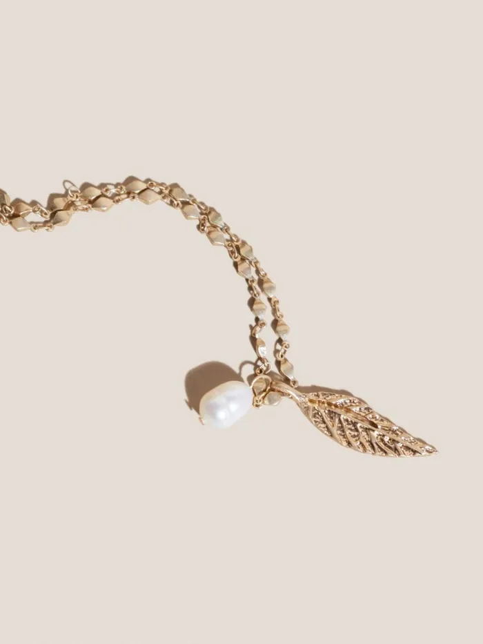 Women White Stuff Partywear Double Row Pearl Leaf Necklace Gold Tone Metallic Women White Stuff Partywear Double Row Pearl Leaf Necklace Gold Tone Metallic