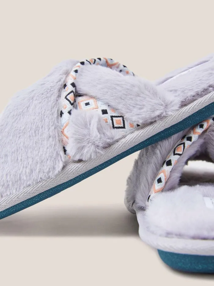Women White Stuff Pyjamas And Nightwear Faux Fur Mule Slipper Mid Grey Women White Stuff Pyjamas And Nightwear Faux Fur Mule Slipper Mid Grey